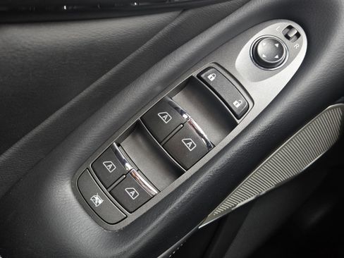 Used 2018 INFINITI Q50 Luxe w/ Sensory Package (Luxe) image 34