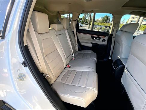 Used 2018 Honda CR-V Touring image 20