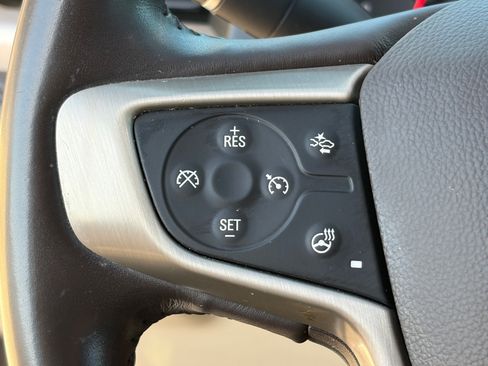Used 2019 GMC Acadia Denali w/ Technology Package FWD image 25