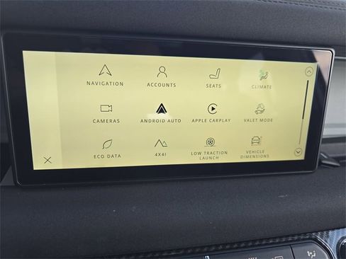 Certified 2021 Land Rover Defender 110 X-Dynamic SE image 23