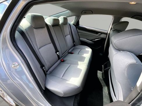 Used 2019 Honda Accord LX image 19
