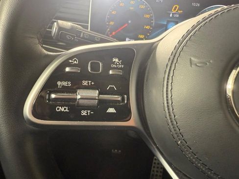 Used 2022 Mercedes-Benz GLS 580 4MATIC image 22