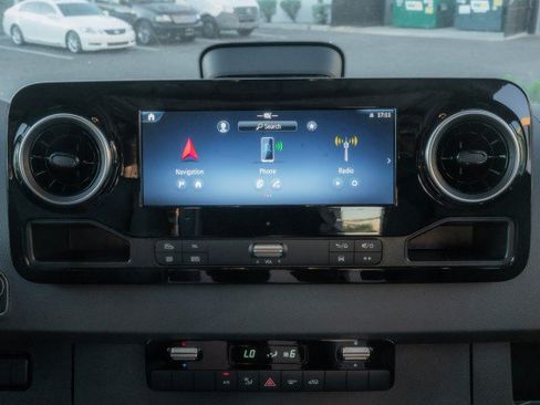Used 2026 Mercedes-Benz Sprinter 2500 image 14