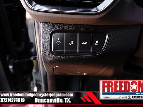 Used 2020 Hyundai Santa Fe SEL image 27