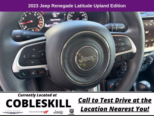 Used 2023 Jeep Renegade Latitude AWD/4WD image 12