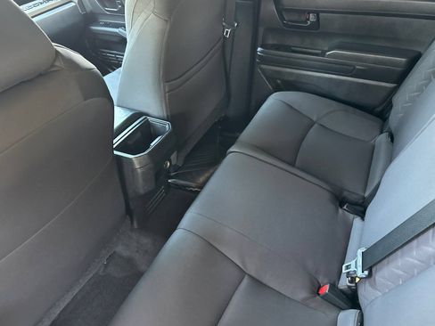 Certified 2025 Toyota Tacoma SR5 AWD/4WD image 12
