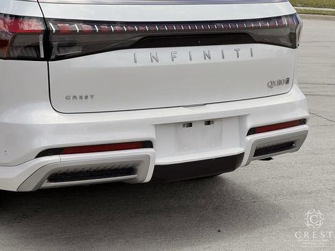 Used 2025 INFINITI QX80 Luxe w/ Cargo Package AWD/4WD image 7