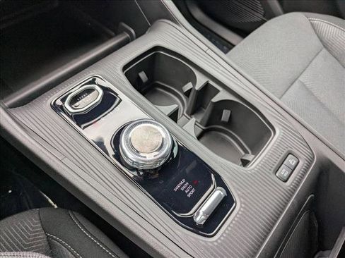 New 2026 Jeep Cherokee Laredo AWD/4WD image 12