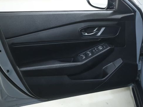 Used 2023 Honda Accord Sport image 15