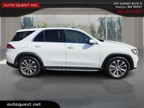 Used 2020 Mercedes-Benz GLE 450 4MATIC w/ MBUX Technology Package image 4