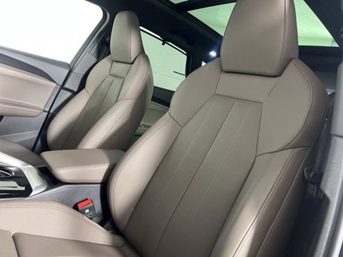 Used 2025 Audi Q5 Premium Plus w/ Premium Plus image 21