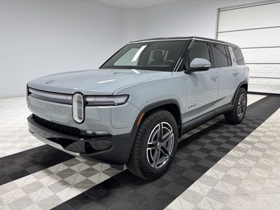 Used 2025 Rivian R1S Adventure