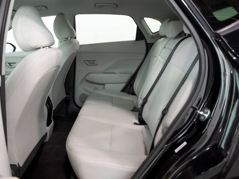 Used 2024 Hyundai Kona SEL FWD image 8