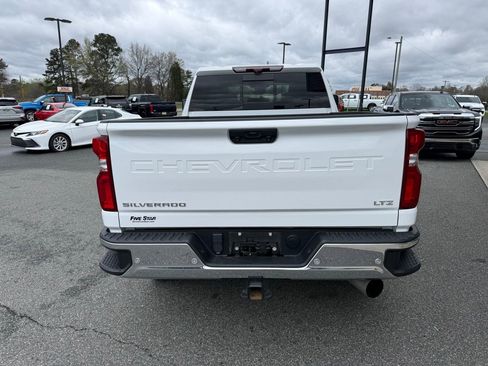Used 2024 Chevrolet Silverado 2500 LTZ w/ LTZ Premium Package image 6