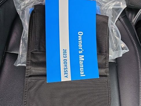 Used 2023 Honda Odyssey EX-L image 49