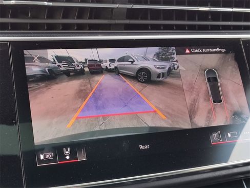 Used 2023 Audi Q8 Premium Plus w/ Premium Plus Package image 41