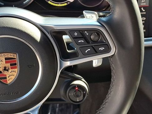 Used 2018 Porsche Panamera 4 image 28