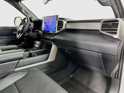 Certified 2025 Toyota Tundra Limited AWD/4WD image 29