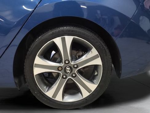 Used 2014 Hyundai Elantra Sport FWD image 27