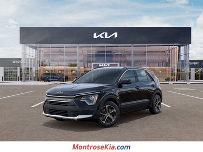 New 2025 Kia Niro LX