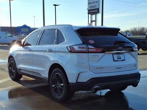 Used 2019 Ford Edge SEL w/ Equipment Group 201A image 3