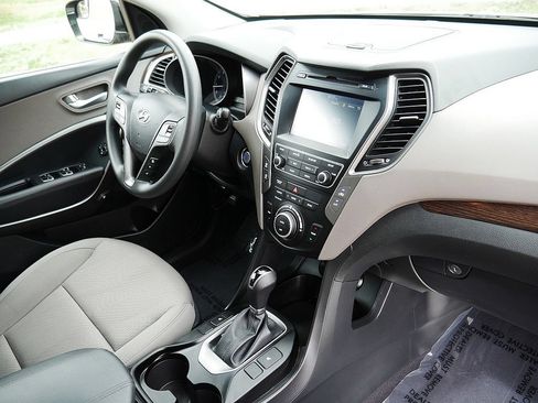 Used 2018 Hyundai Santa Fe Sport w/ 2.4L Value Package 02 AWD/4WD image 57