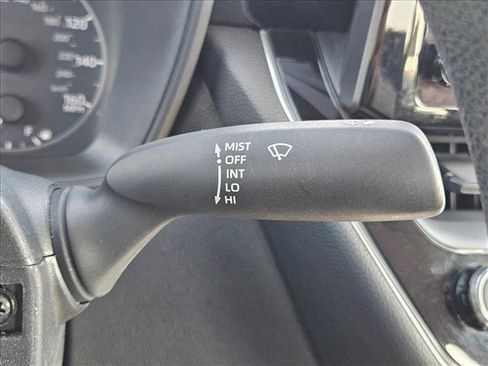 Used 2023 Toyota Corolla LE FWD image 14