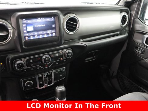 Used 2021 Jeep Wrangler Unlimited Sahara image 15