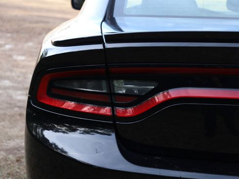 Used 2016 Dodge Charger R/T image 24