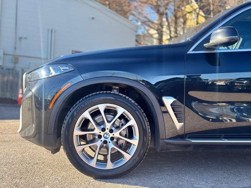 Used 2024 BMW X5 xDrive40i image 9