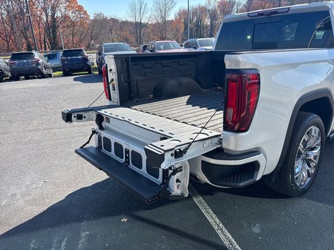 Used 2024 GMC Sierra 1500 Denali w/ Denali Reserve Package image 54