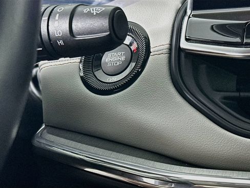 Certified 2022 Jeep Compass Limited AWD/4WD image 22