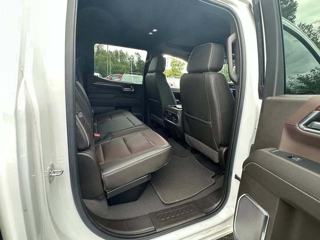 Used 2023 GMC Sierra 1500 Denali w/ Denali Reserve Package AWD/4WD image 14