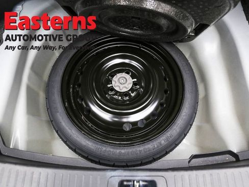 Used 2025 Toyota Corolla SE image 22