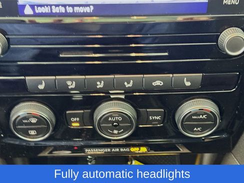 Used 2022 Volkswagen Passat 2.0T SE image 20