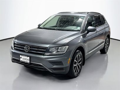 Used 2020 Volkswagen Tiguan SE w/ Panoramic Sunroof Package