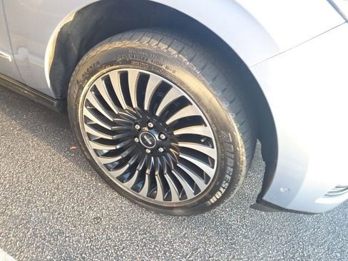 Used 2018 Lincoln Navigator L Black Label image 2