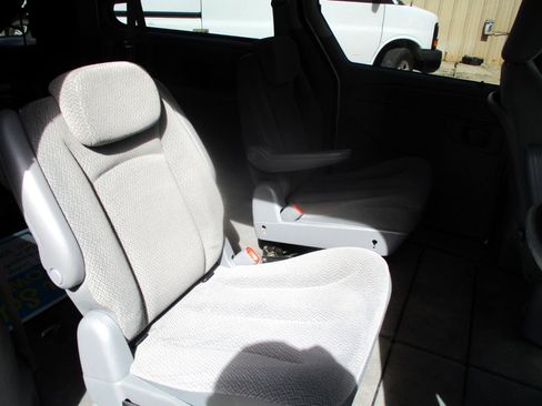 Used 2007 Dodge Grand Caravan SE w/ Popular Equipment Group I image 26