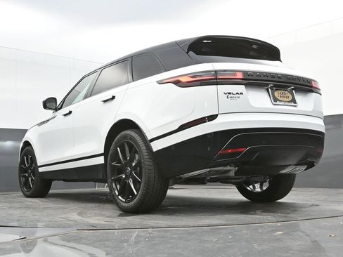 New 2026 Land Rover Range Rover Velar Dynamic SE image 32