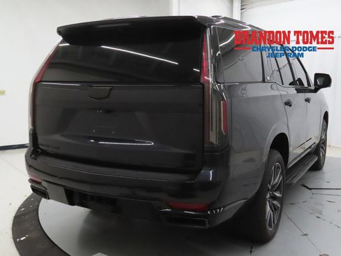 Used 2023 Cadillac Escalade Sport AWD/4WD image 3