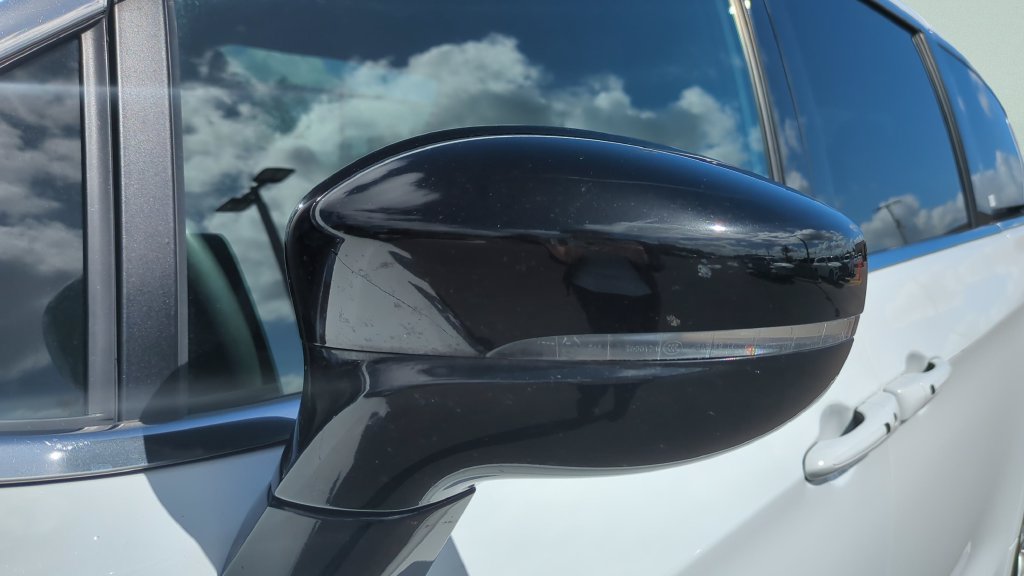 Used 2025 Chrysler Pacifica Select FWD image 25