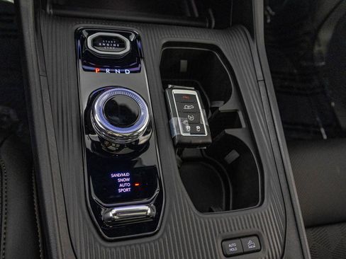 New 2026 Jeep Cherokee Overland image 29