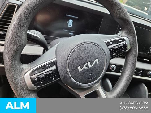 Used 2025 Kia Sportage LX FWD image 21