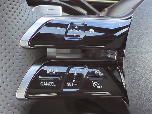 Used 2026 Mercedes-Benz GLC 300 GLC 300 image 25