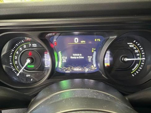 Certified 2025 Jeep Wrangler Unlimited Rubicon 4xe w/ Convenience Group AWD/4WD image 11