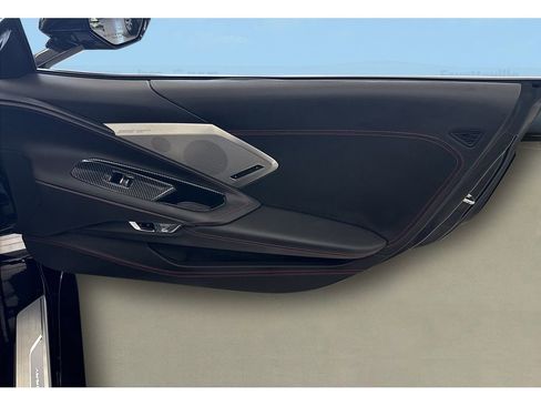 Used 2021 Chevrolet Corvette Stingray Premium Conv w/ Z51 Performance Package RWD image 17