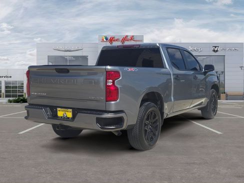 Used 2024 Chevrolet Silverado 1500 Custom image 5