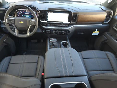 New 2026 Chevrolet Silverado 1500 High Country image 3