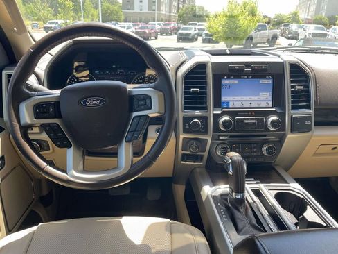 Used 2018 Ford F150 Lariat w/ Equipment Group 501A Mid AWD/4WD image 13
