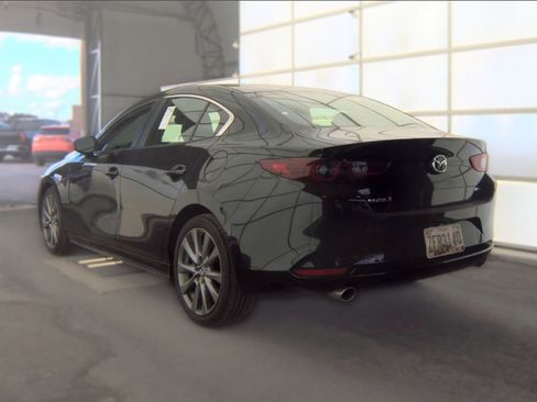Used 2024 MAZDA MAZDA3 s FWD image 7